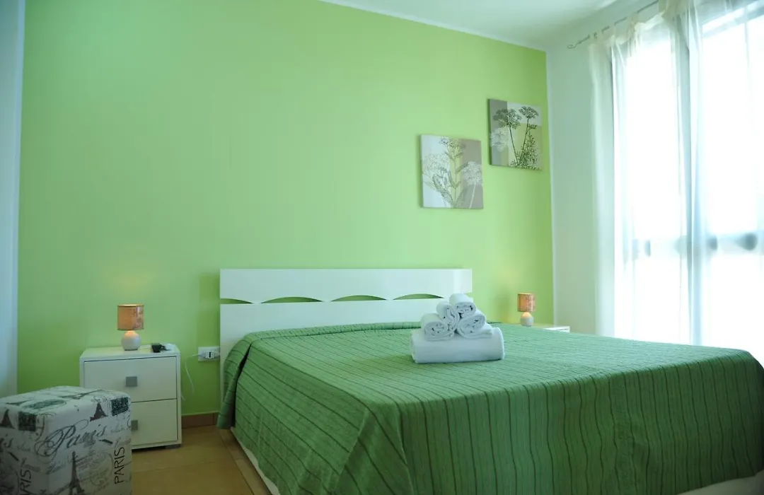 B&B Erminia - Free Parking E Mare Vicino-1