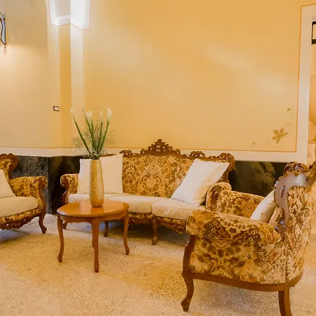 Palazzo del Borgo Salentino-3